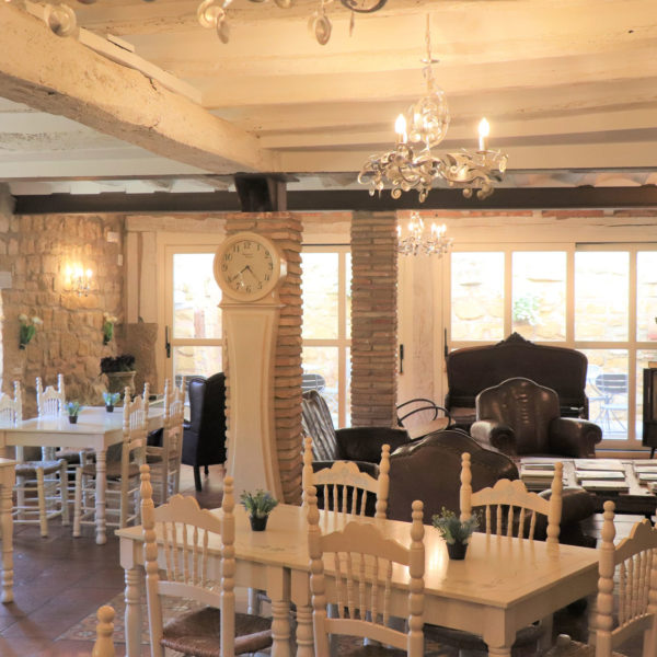 comedor-para-desayunos-posada-sajazarra